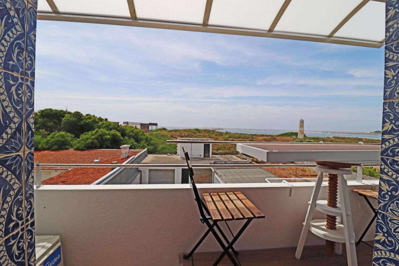 Ocean View Apartment With Free Parking Barra Ngoại thất bức ảnh